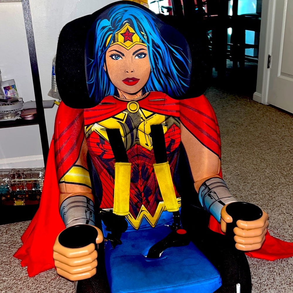 Kid embrace wonder women car seat